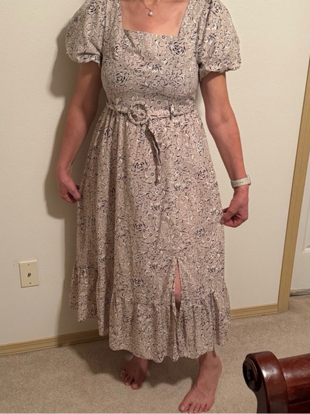 Floral Square-Neck Puff Sleeve Midi Dress in Beige Size Large.